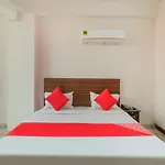 Oyo Hotel Z Black