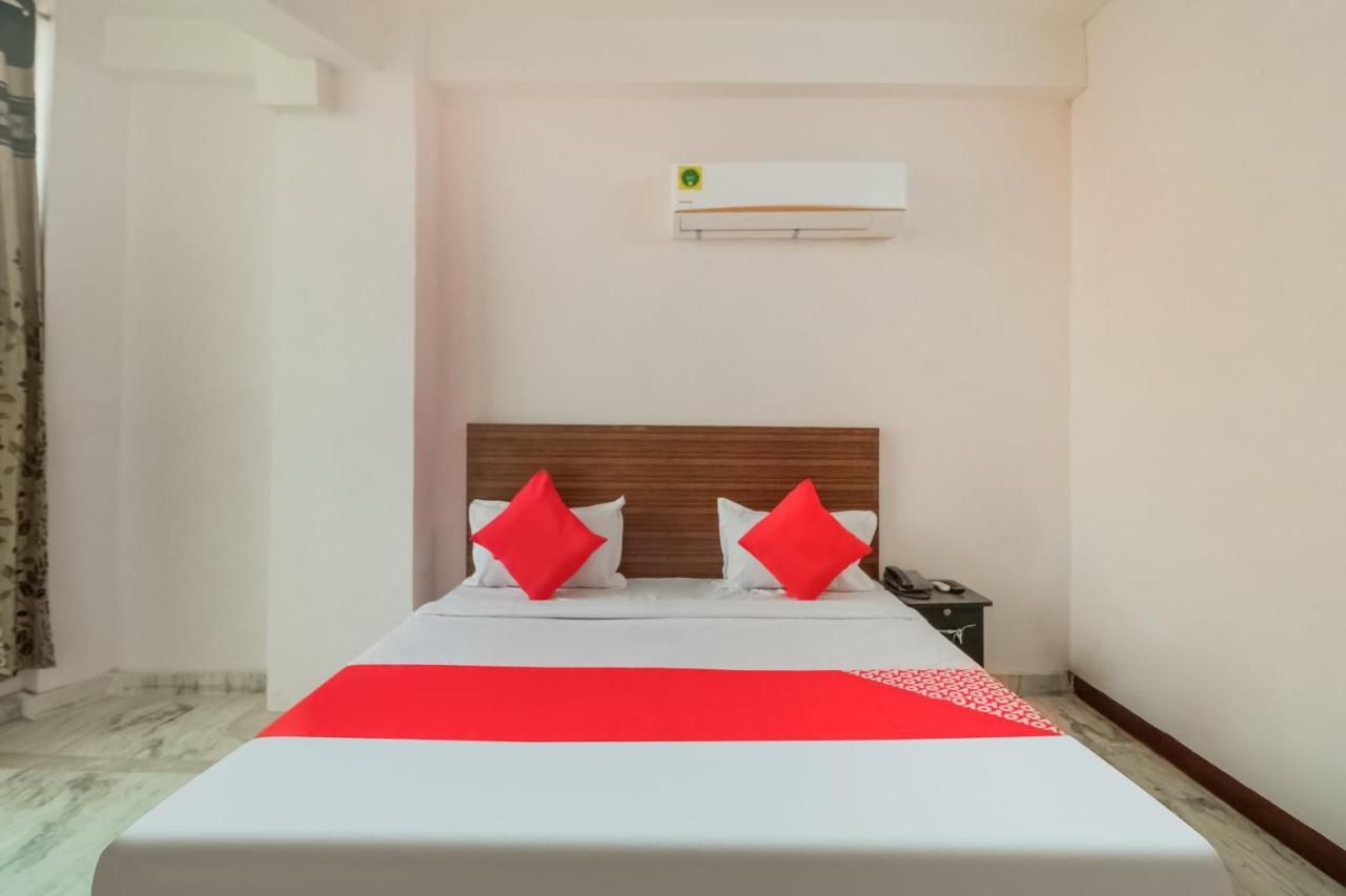 Oyo Z Black Hotel 3*